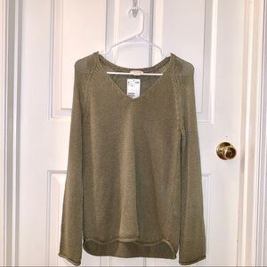 NWT Lightweight Knit Summer Sweater
